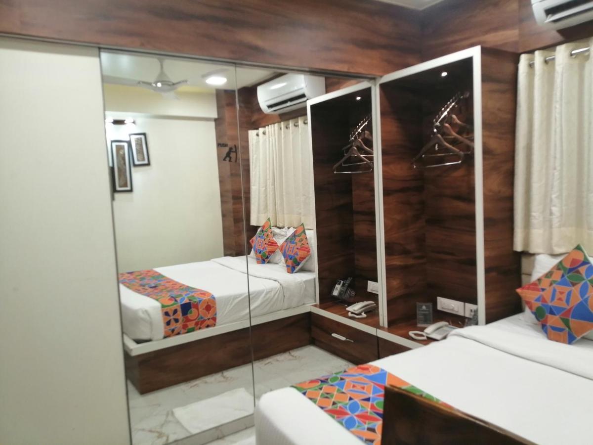 Hotel Radana Vashi Navimumbai Nová Bombaj Exteriér fotografie